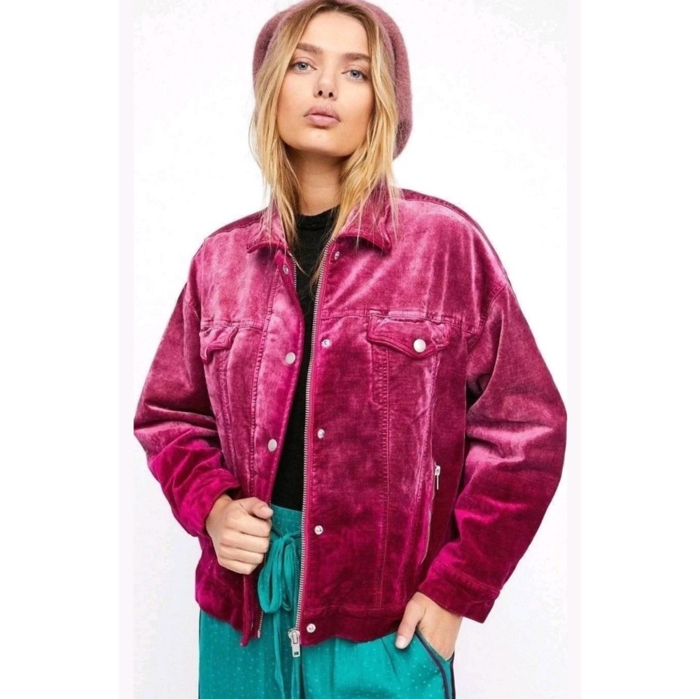 ✨HP✨Free People Velvet Trucker Jacket